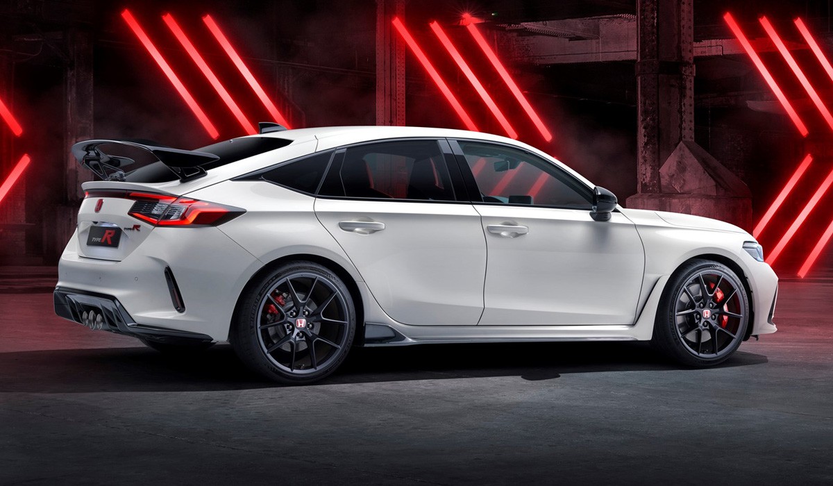 Рассекречен хот-хэтч Honda Civic Type R нового поколения