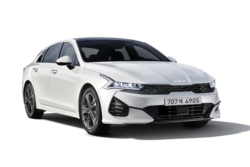 Дайджест дня: обновки Kia K5, параллельный импорт для юрлиц и другие события индустрии