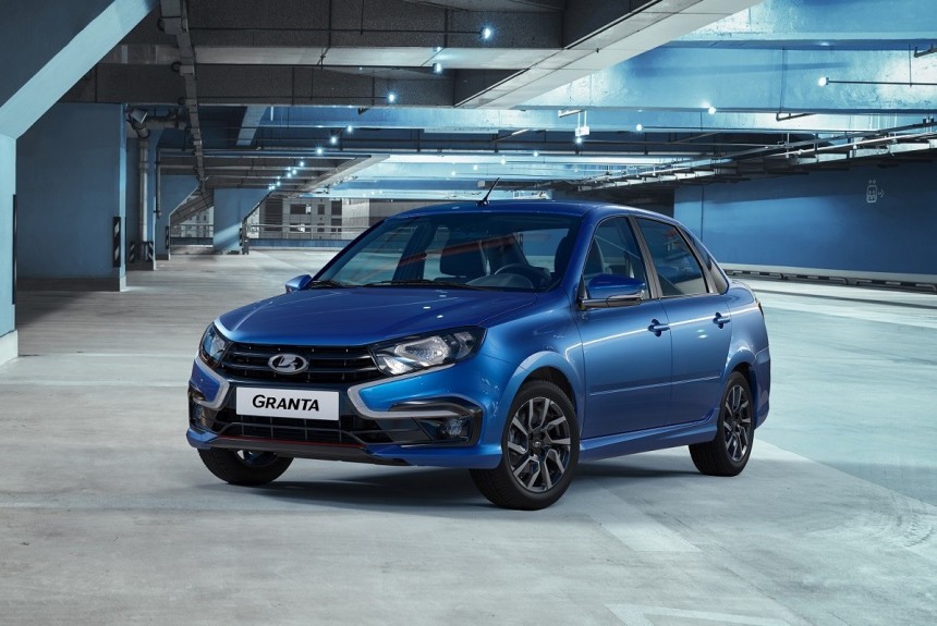 Упрощенная Лада Гранта: теперь и Drive Active