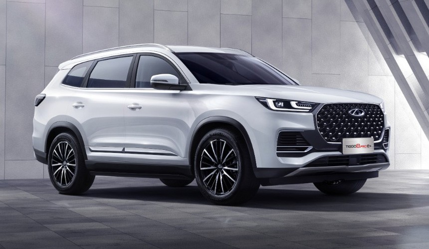 Дайджест дня: внедорожный Huracan, придуманная история DeLorean и другие события индустрии