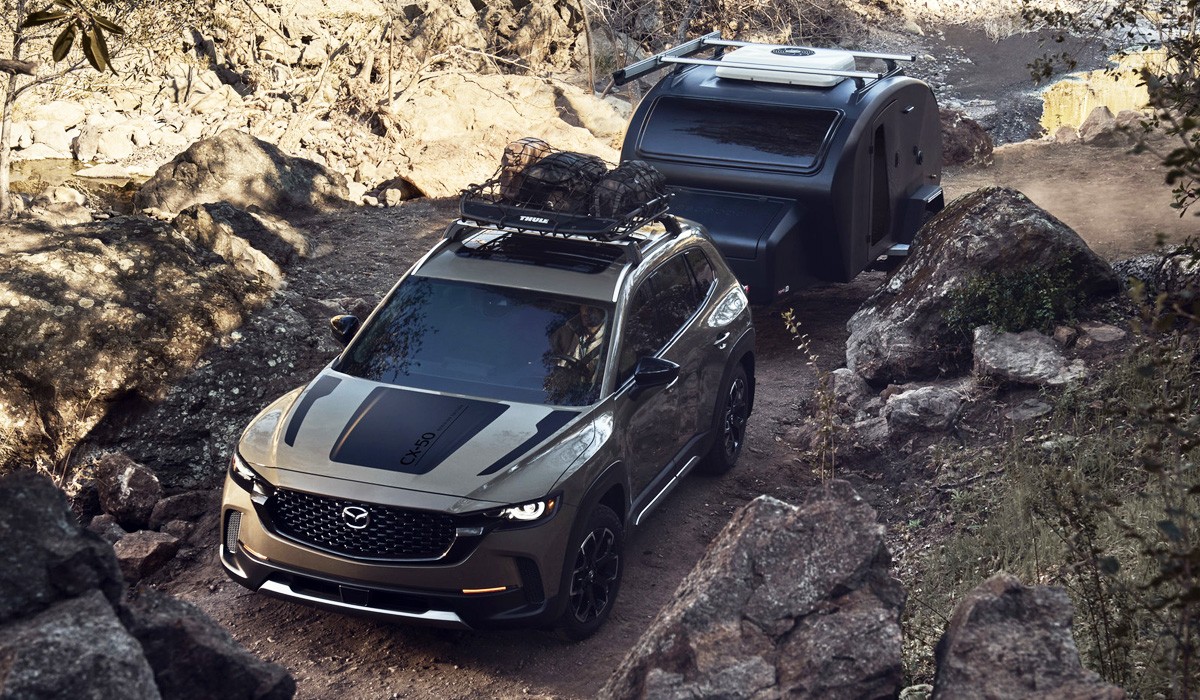 Дайджест дня: Land Cruiser 70 в дефиците, новый Geely Atlas и другие события индустрии