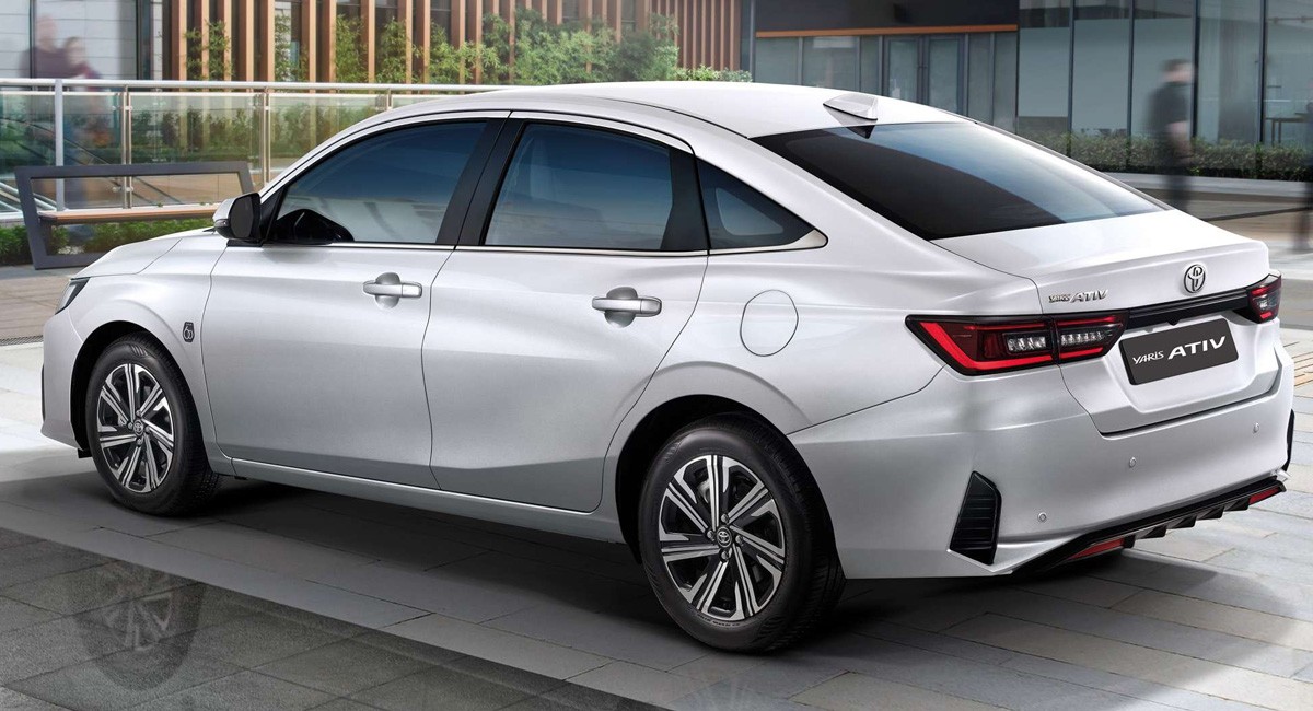 Представлен новый седан Toyota Yaris Ativ