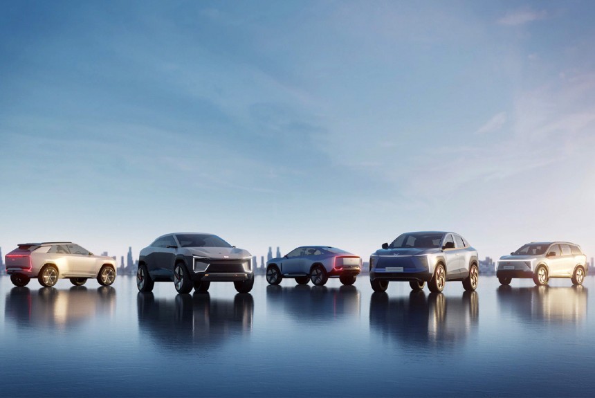 Mahindra показала пять перспективных кроссоверов Mahindra показала пять перспективных кроссоверов