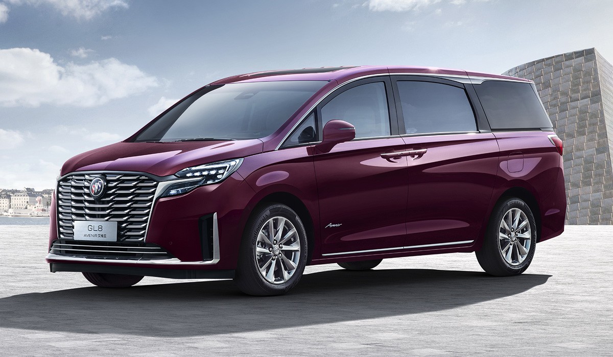 Минивэны Buick GL8 обновлены перед дебютом свежей модели