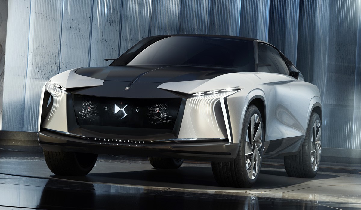 Дайджест дня: внедорожный Huracan, придуманная история DeLorean и другие события индустрии