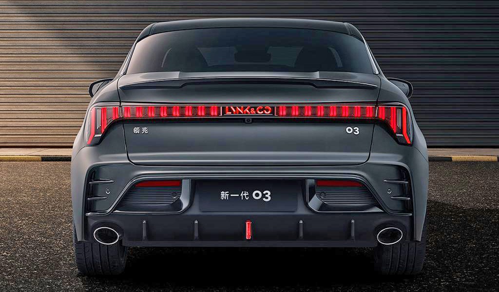 Седан Lynk & Co 03 стал агрессивнее после обновления