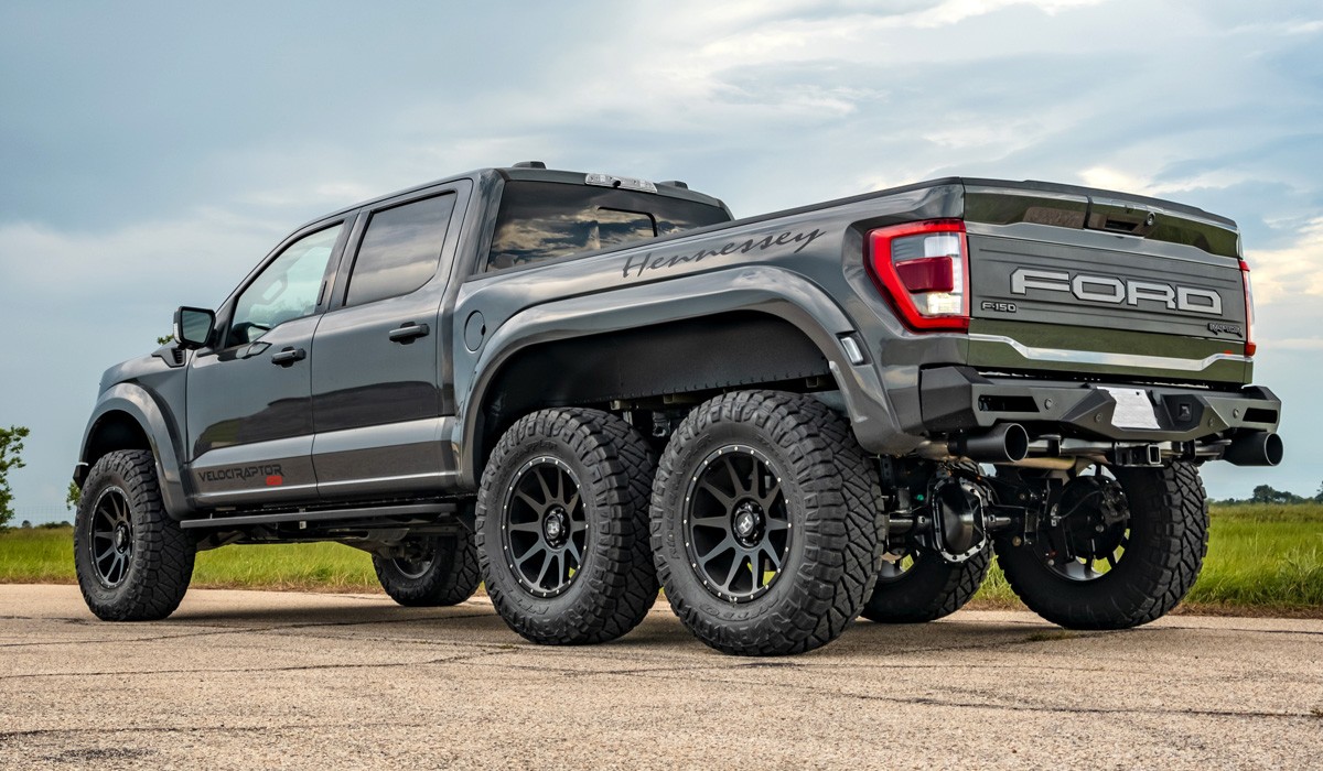 Дебютировал новый Hennessey VelociRaptor 6&times;6 на базе Форда