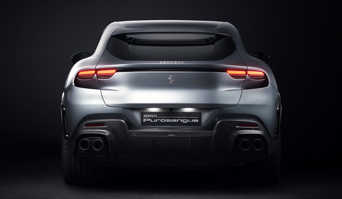 Представлен кроссовер Ferrari Purosangue