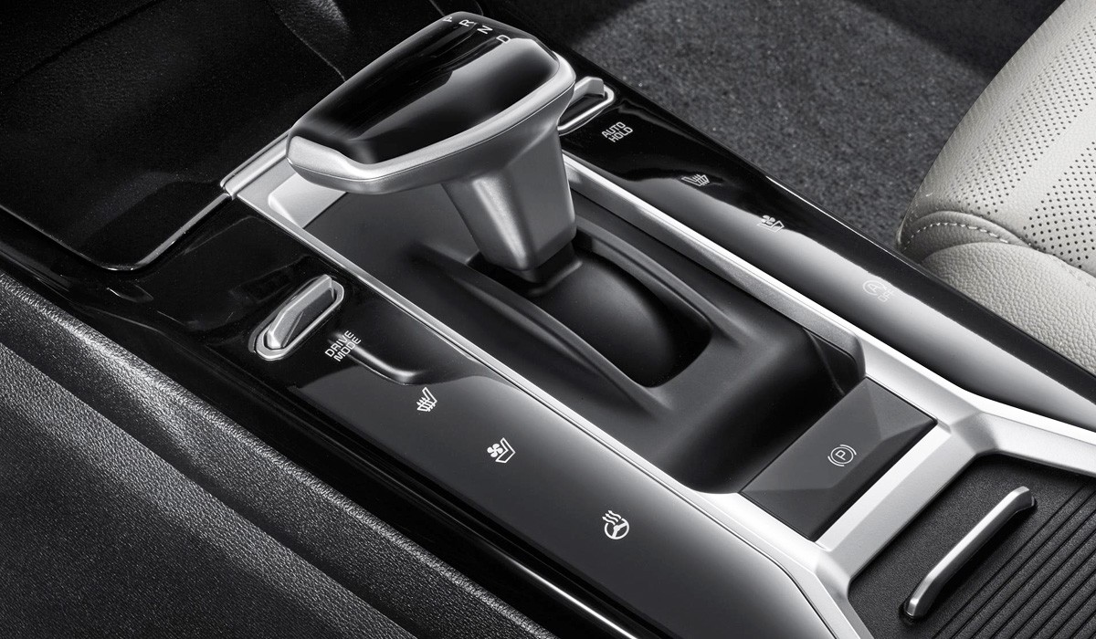 Обновленный седан Kia K3: больше сенсоров для Cerato Обновленный седан Kia K3: больше сенсоров для Cerato