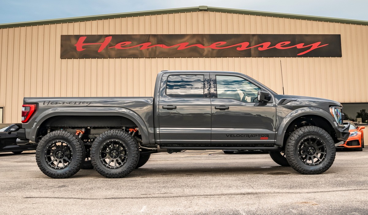 Дебютировал новый Hennessey VelociRaptor 6&times;6 на базе Форда