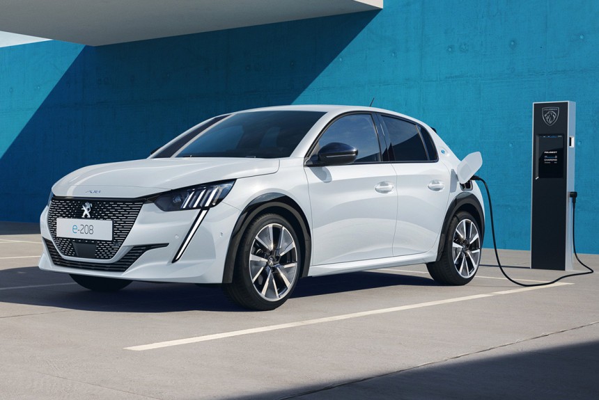 Peugeot e-208 модернизирован перед рестайлингом семейства