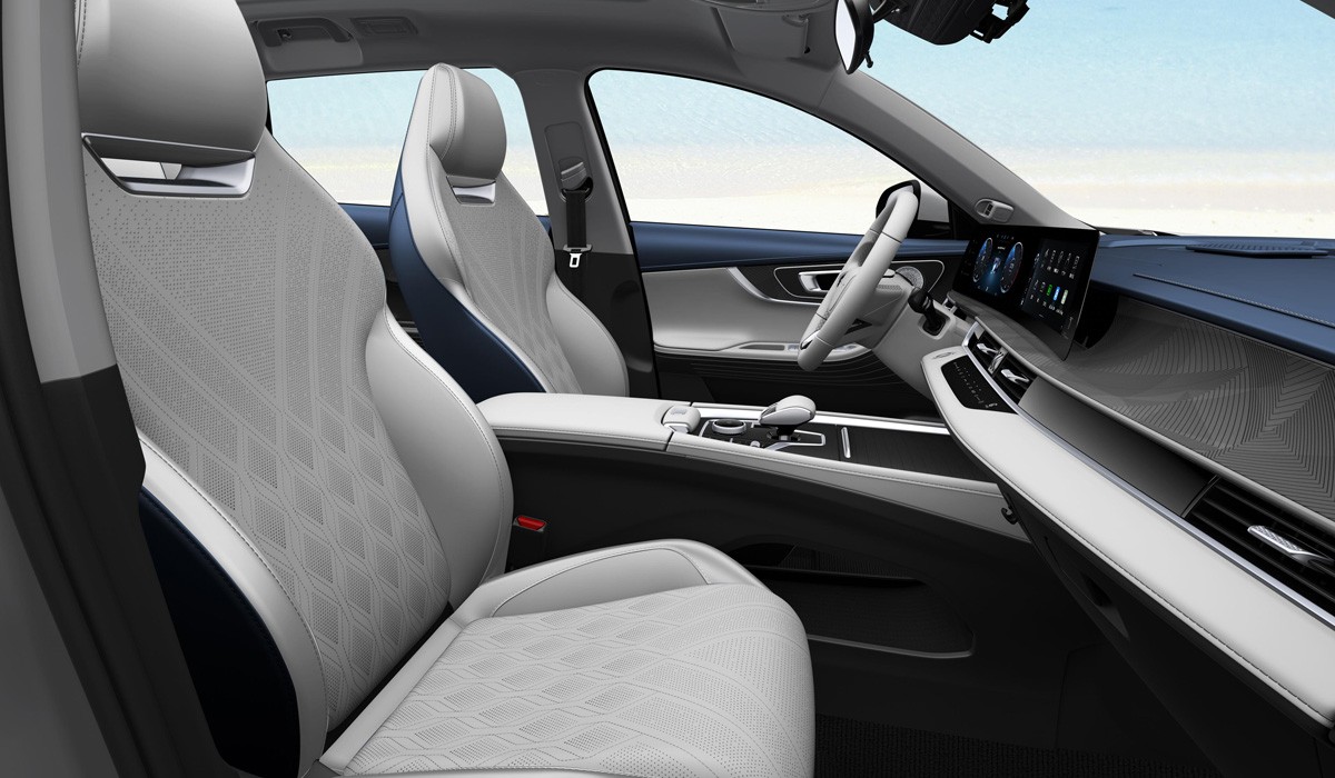 У кроссовера Chery Tiggo 7 появилась мощная гибридная версия