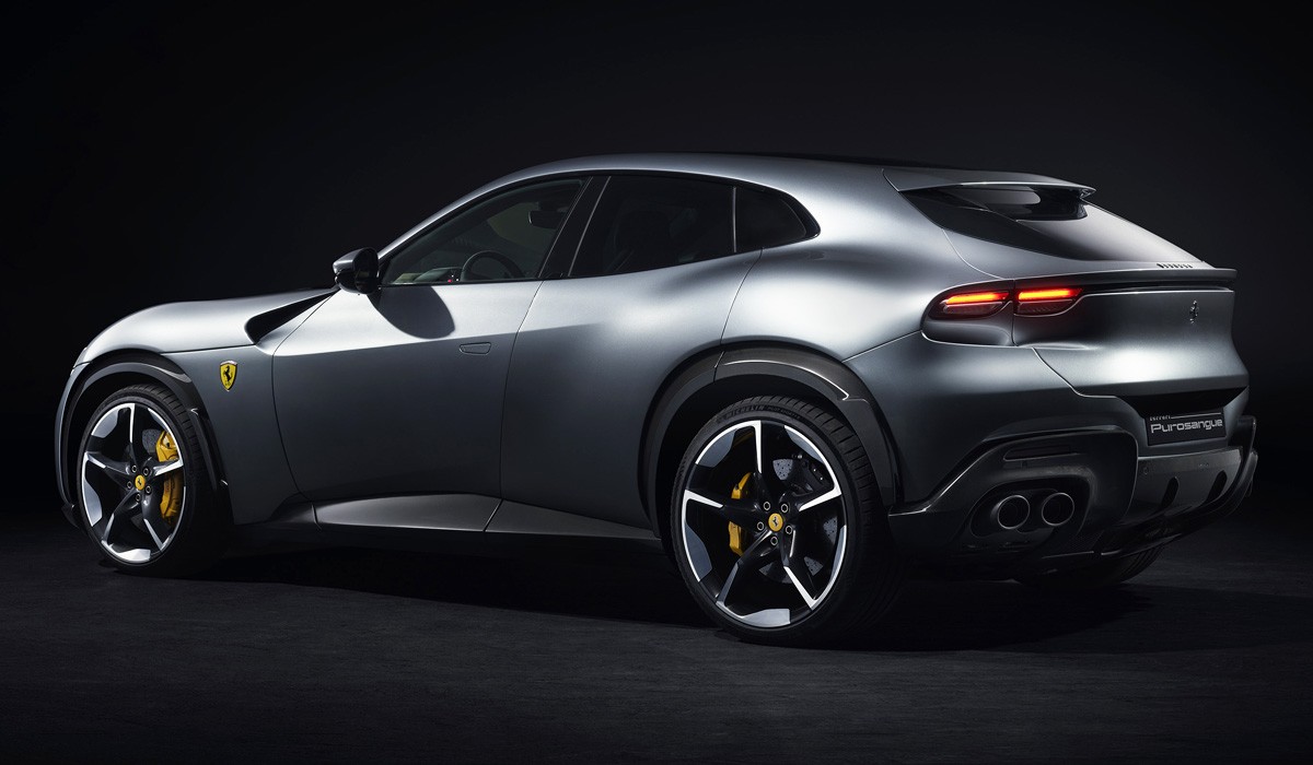 Представлен кроссовер Ferrari Purosangue