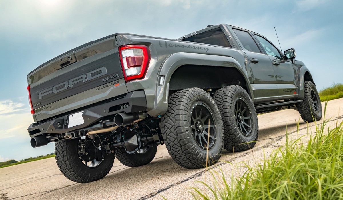 Дебютировал новый Hennessey VelociRaptor 6&times;6 на базе Форда