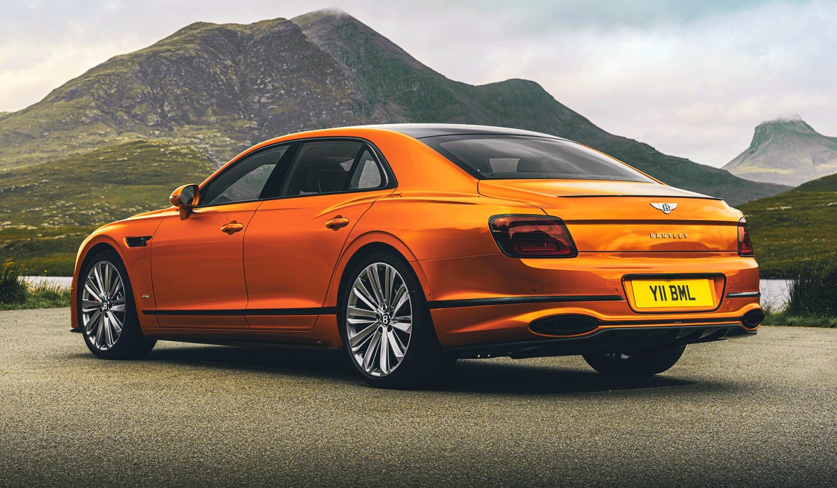 Новый Bentley Flying Spur Speed и перестановка в гамме