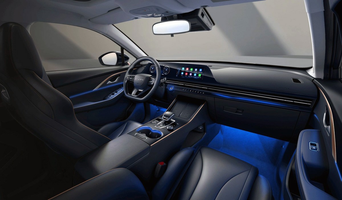 Кроссовер Omoda C5 выходит на российский рынок: комплектации и цены