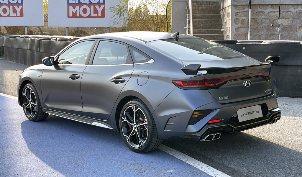 Седан Hyundai Lafesta обновлен во второй раз: теперь N Line