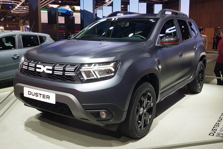 Dacia в Париже: коллекционный Duster и первый гибрид Dacia в Париже: коллекционный Duster и первый гибрид