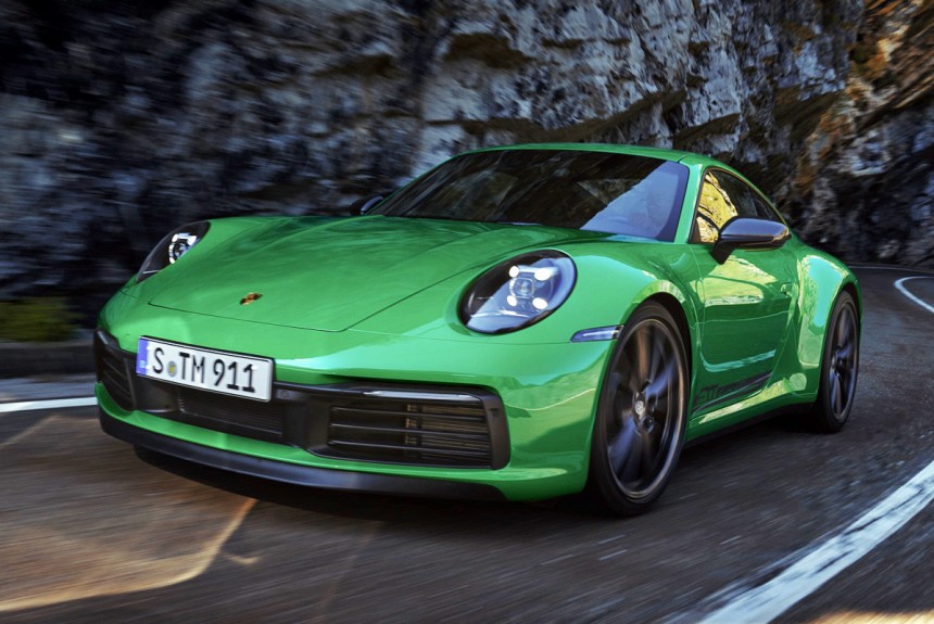 Porsche 911 Carrera T: новая облегченная версия с &laquo;механикой&raquo;