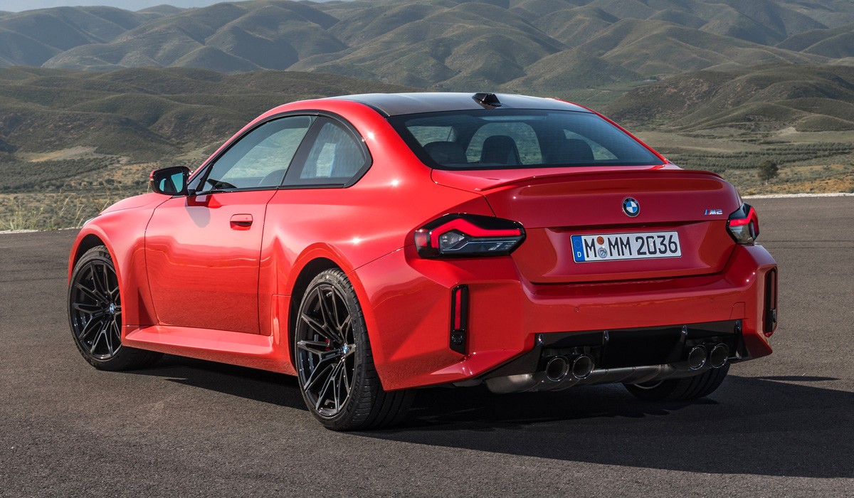 Новое купе BMW M2: задний привод, &laquo;механика&raquo; за доплату