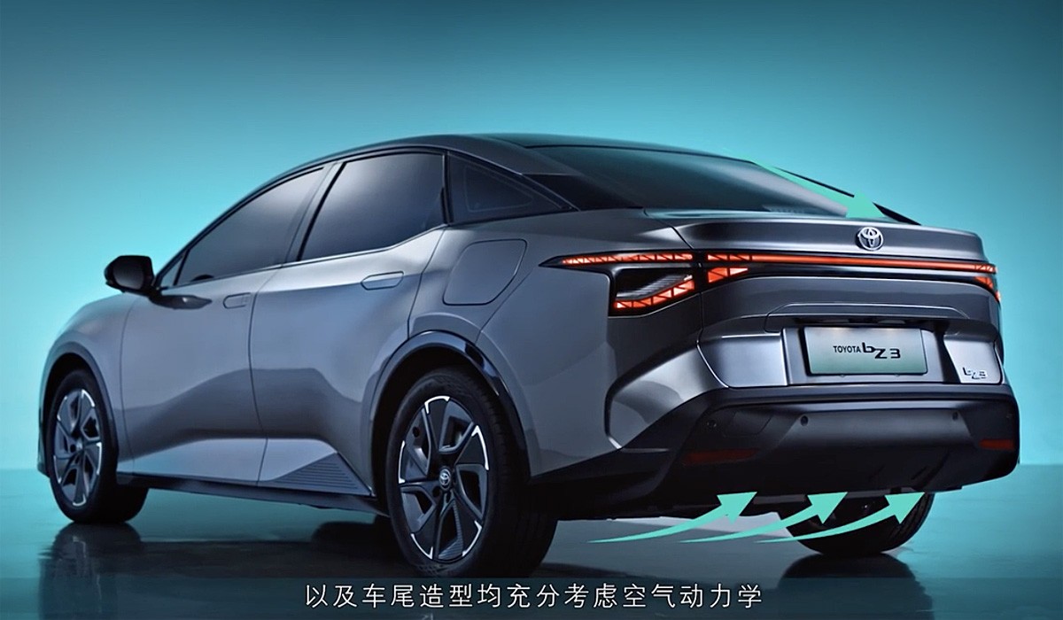 Представлен седан Toyota bZ3: детище трех компаний