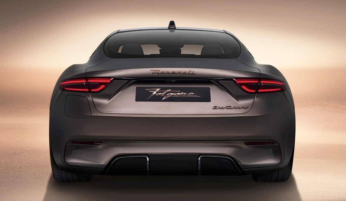 Купе Maserati GranTurismo дебютировало в трех версиях Купе Maserati GranTurismo дебютировало в трех версиях