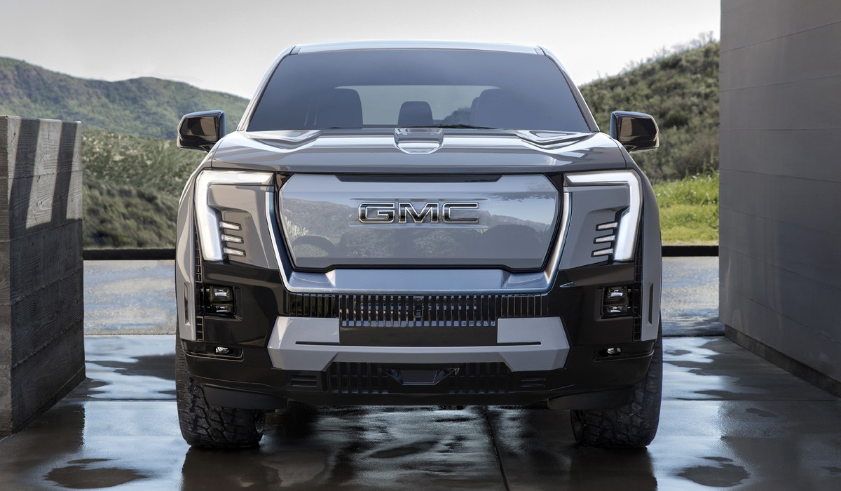 Пикап GMC Sierra EV дебютировал в топ-версии