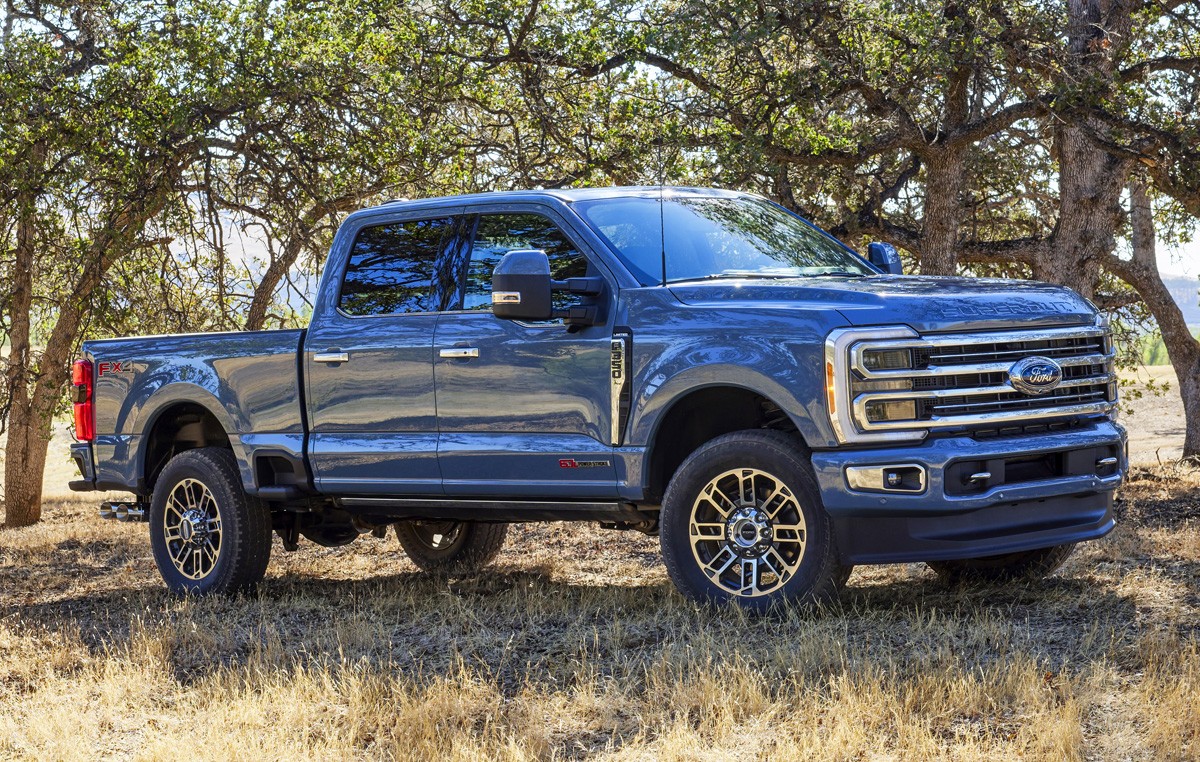 Представлен новый тяжелый пикап Ford Super Duty Представлен новый тяжелый пикап Ford Super Duty