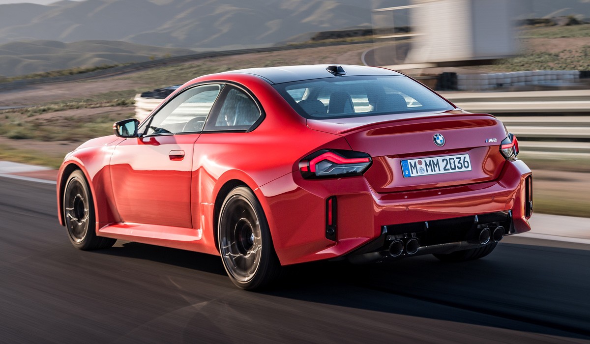 Новое купе BMW M2: задний привод, &laquo;механика&raquo; за доплату