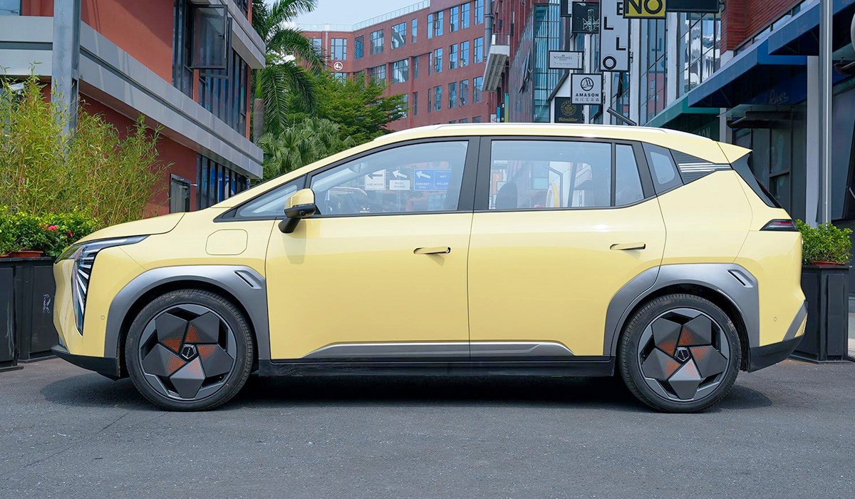 Высокий хэтчбек Aion Y Plus: раннее и масштабное обновление Высокий хэтчбек Aion Y Plus: раннее и масштабное обновление