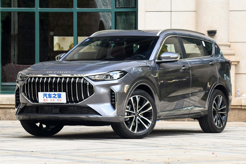 Компания Chery обновила кроссовер Jetour X70