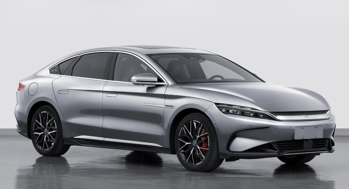 Дайджест дня: 1200-сильный Mustang, Татнефть покупает завод Nokian и другие события индустрии