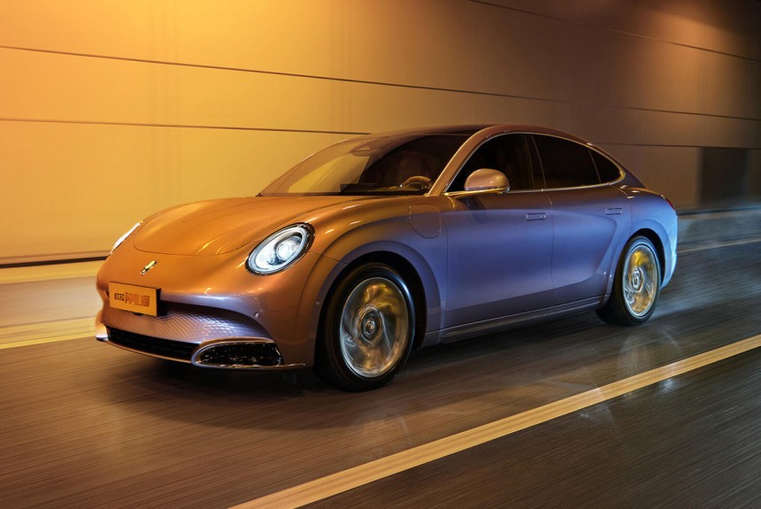 Great Wall представил серийный фастбек Ora Lightning Cat