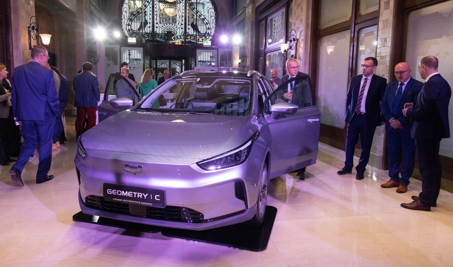 Дайджест дня: статистика октября, Geely в Европе и другие события индустрии