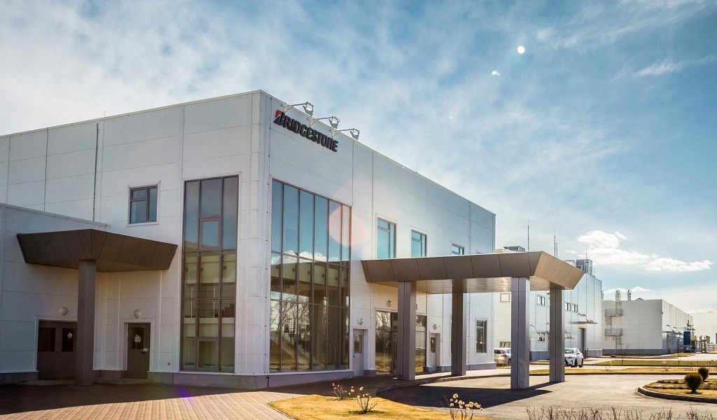 Дайджест дня: Ferrari для Ле-Мана, уход Bridgestone из России и другие события индустрии