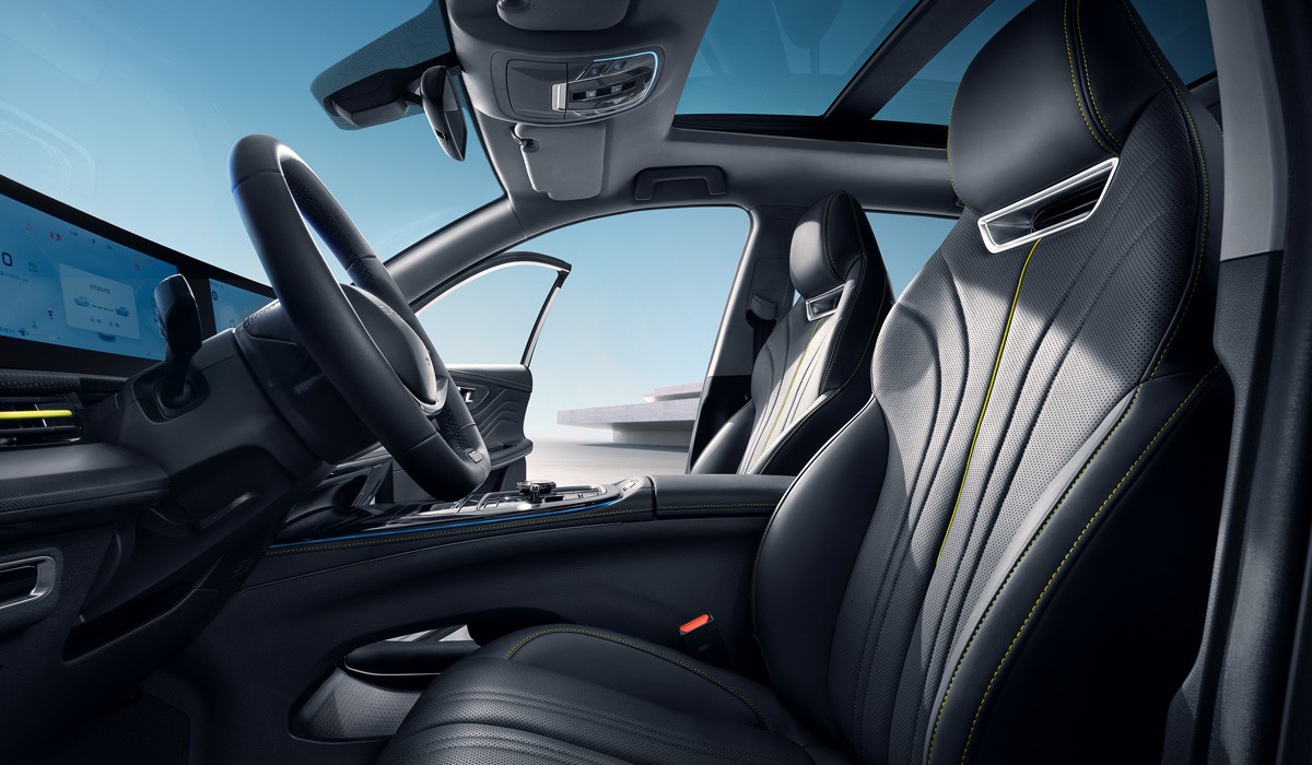 Рестайлинговый кроссовер Exeed LX: сначала топ-версия