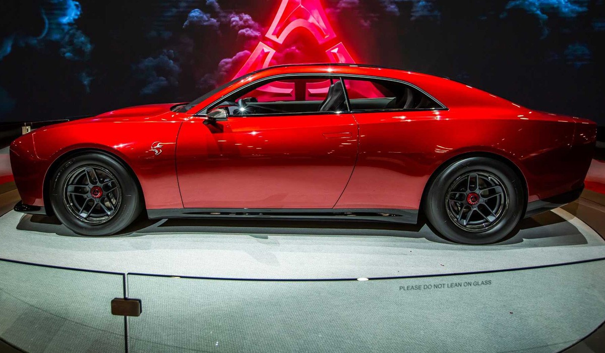 Dodge Charger Daytona SRT будет иметь девять уровней мощности