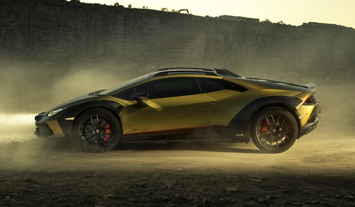 Внедорожный Lamborghini Huracan Sterrato стал серийным Внедорожный Lamborghini Huracan Sterrato стал серийным