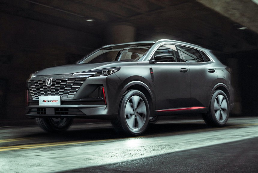 На российский рынок вышел кроссовер Changan CS55 Plus На российский рынок вышел кроссовер Changan CS55 Plus