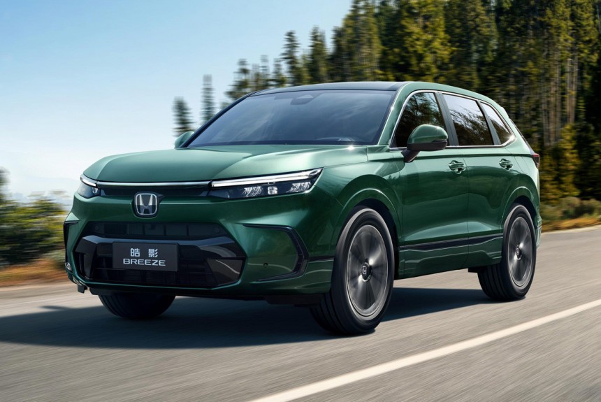 Кроссовер Honda Breeze сменил поколение вслед за CR-V Кроссовер Honda Breeze сменил поколение вслед за CR-V