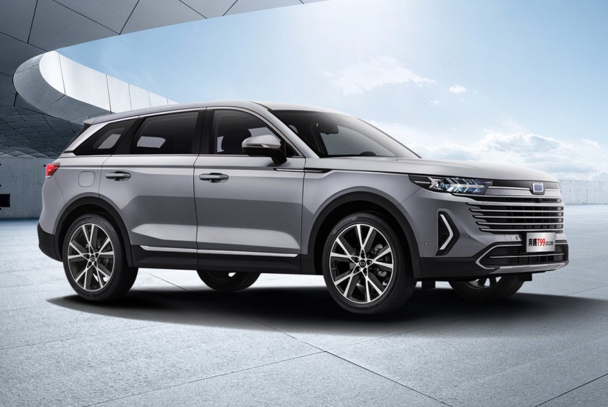 Обновлен флагманский кроссовер FAW Bestune T99 Обновлен флагманский кроссовер FAW Bestune T99