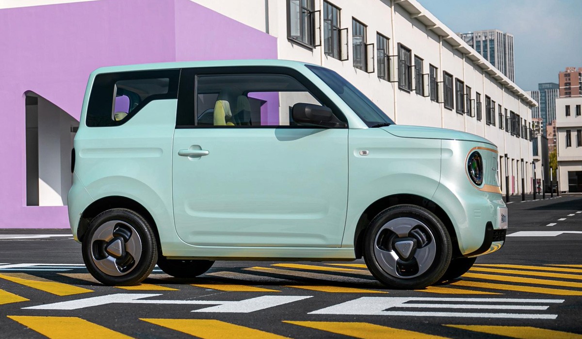 Представлен забавный микрокар Geely Panda Mini Представлен забавный микрокар Geely Panda Mini