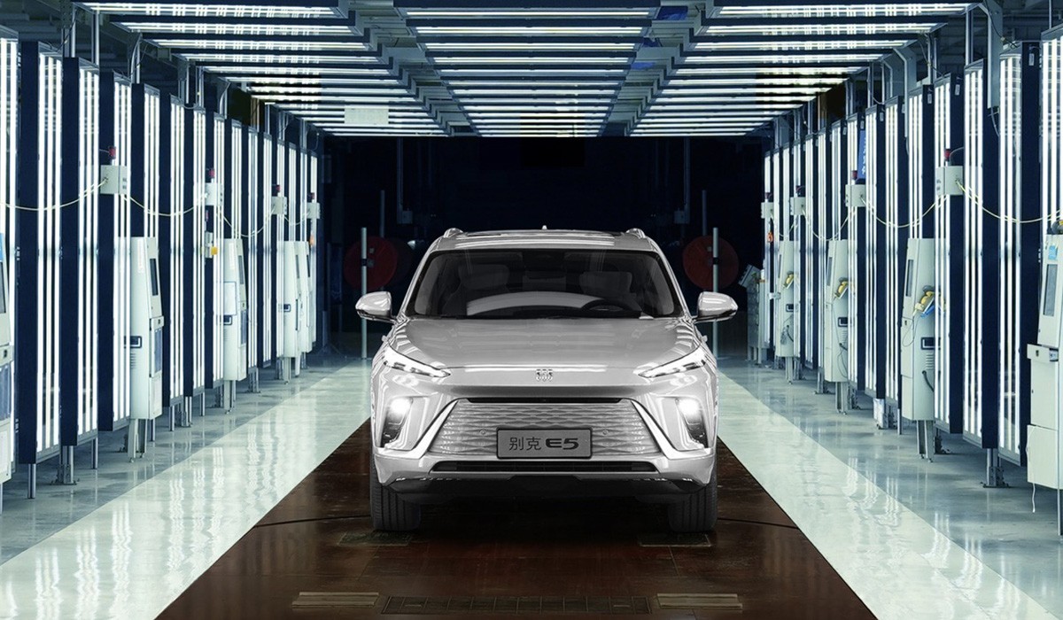 Дайджест дня: Aurus арабской сборки, судьба завода Toyota и другие события индустрии Дайджест дня: Aurus арабской сборки, судьба завода Toyota и другие события индустрии