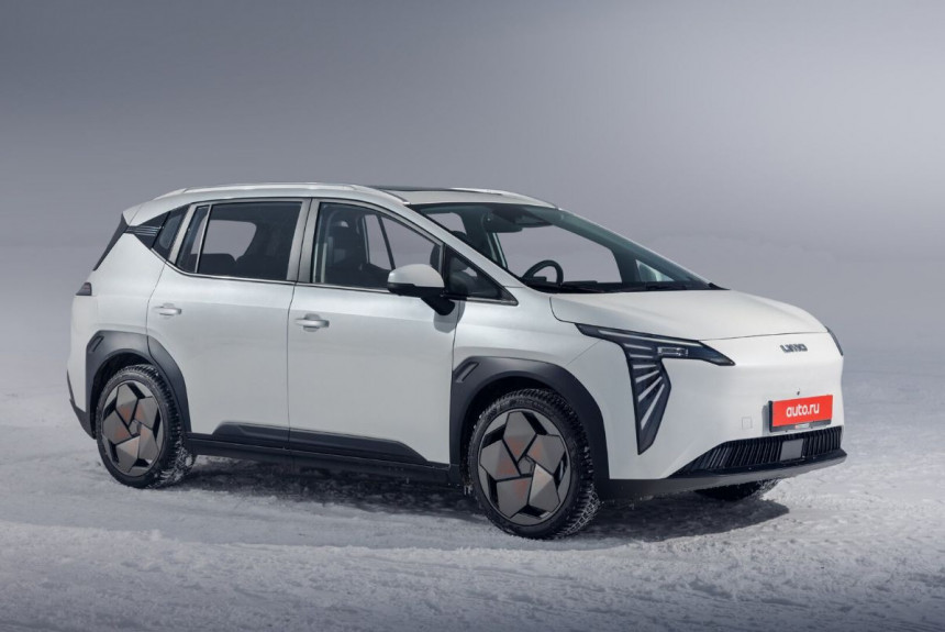 Яндекс представил свой первый автомобиль UMO 5 Яндекс представил свой первый автомобиль UMO 5