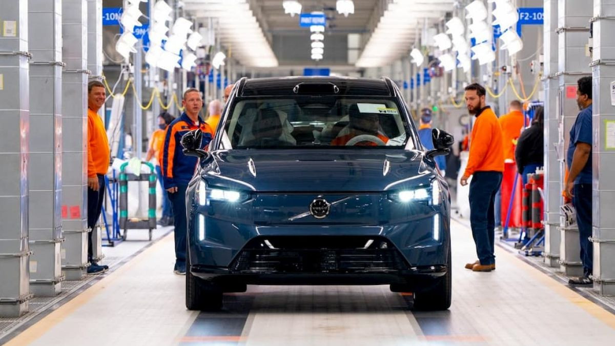 Компания Volvo ушла в минус из-за электромобилей