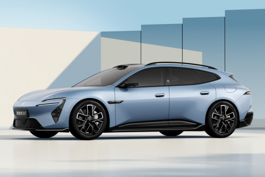 Показан стильный универсал Avatr 06T