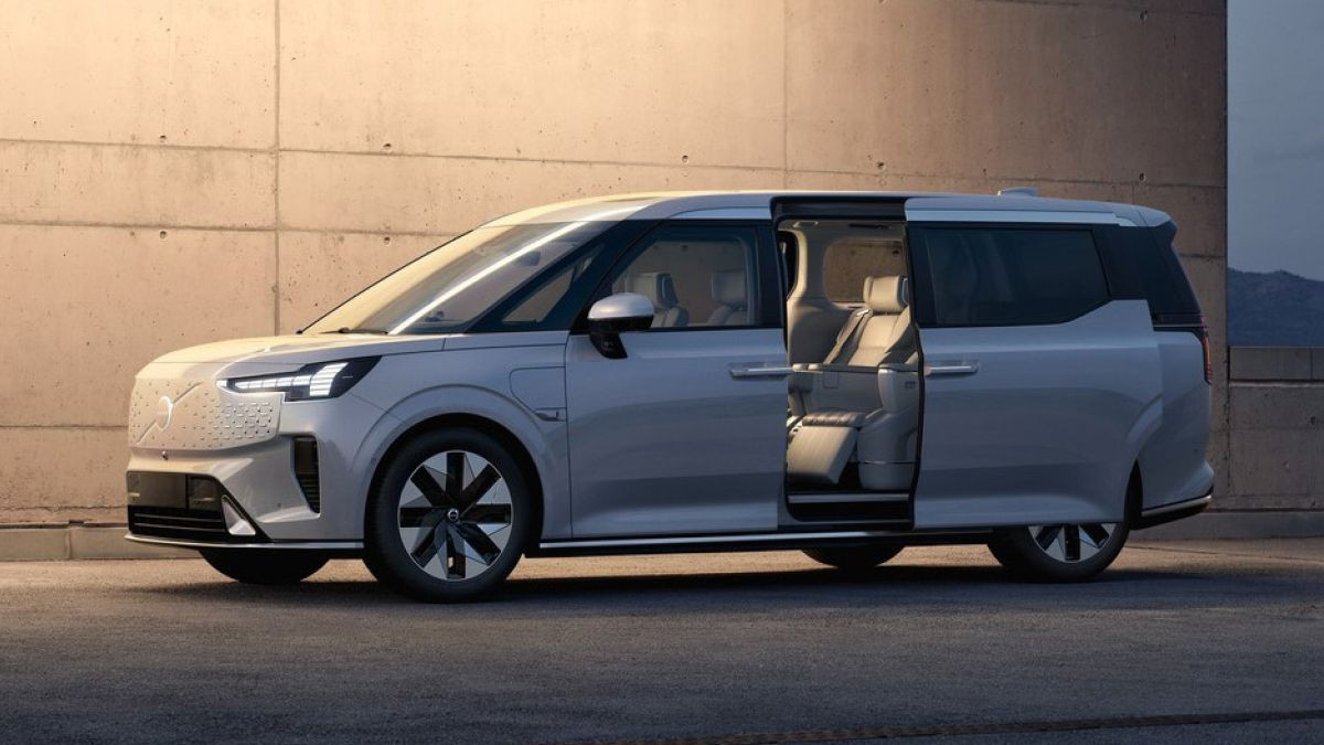 Компания Volvo ушла в минус из-за электромобилей