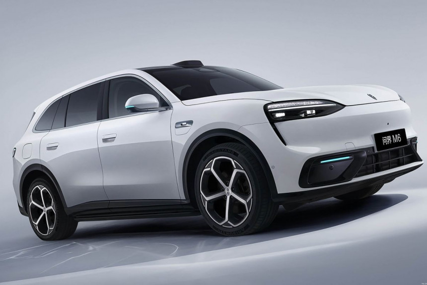 В Китае представлен кроссовер Aito M6