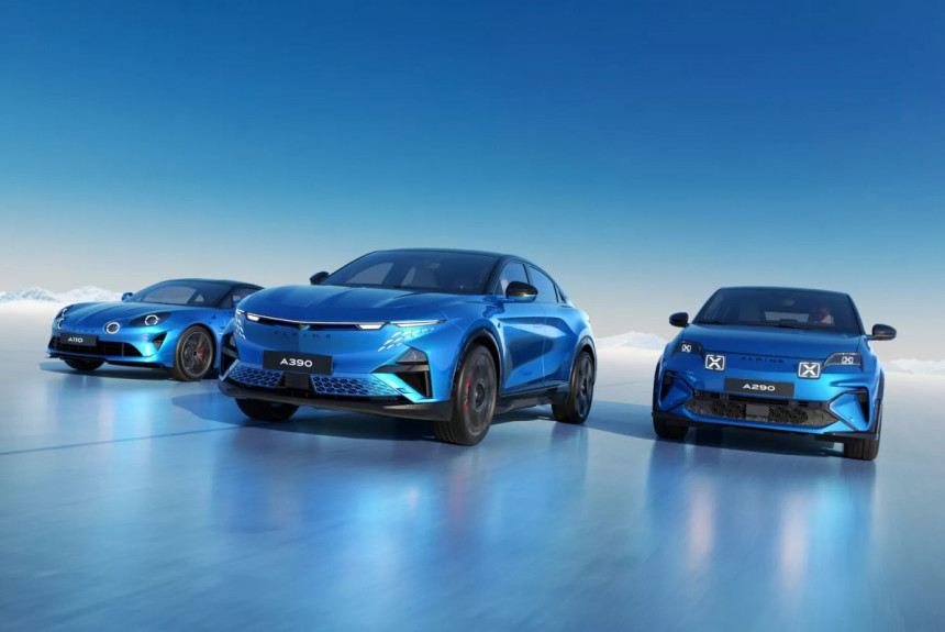 Alpine скорректировала планы и анонсировала новое купе A110 