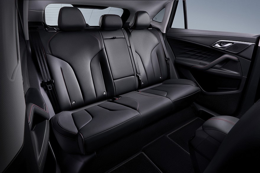 Кроссоверы Москвич М70 и Москвич М90: раскрыты комплектации и цены